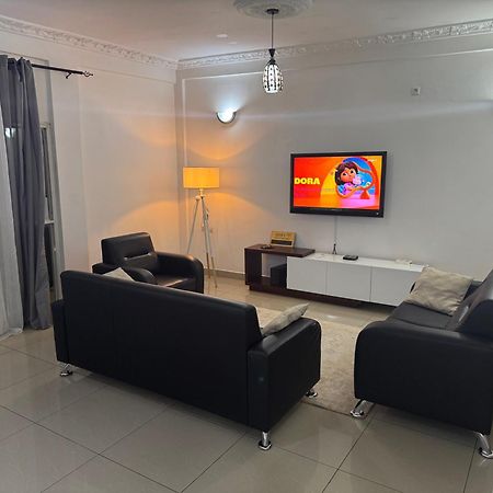 Appartements Modernes, Wifi, Tv - Yaounde, Omnisports Екстериор снимка