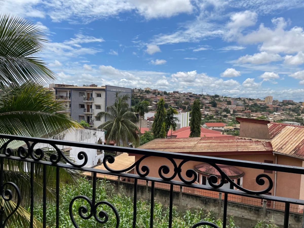 Appartements Modernes, Wifi, Tv - Yaounde, Omnisports Екстериор снимка