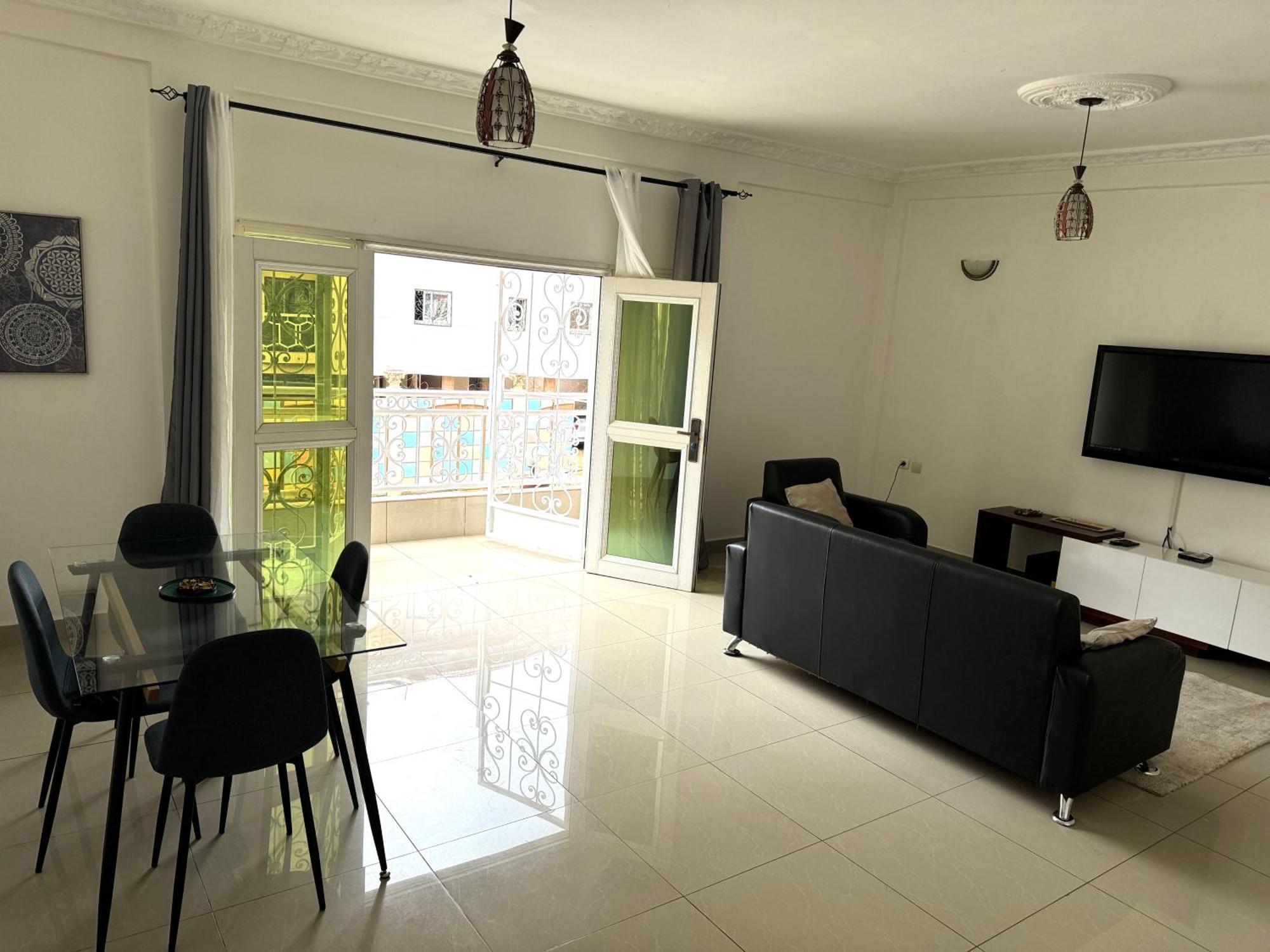 Appartements Modernes, Wifi, Tv - Yaounde, Omnisports Екстериор снимка