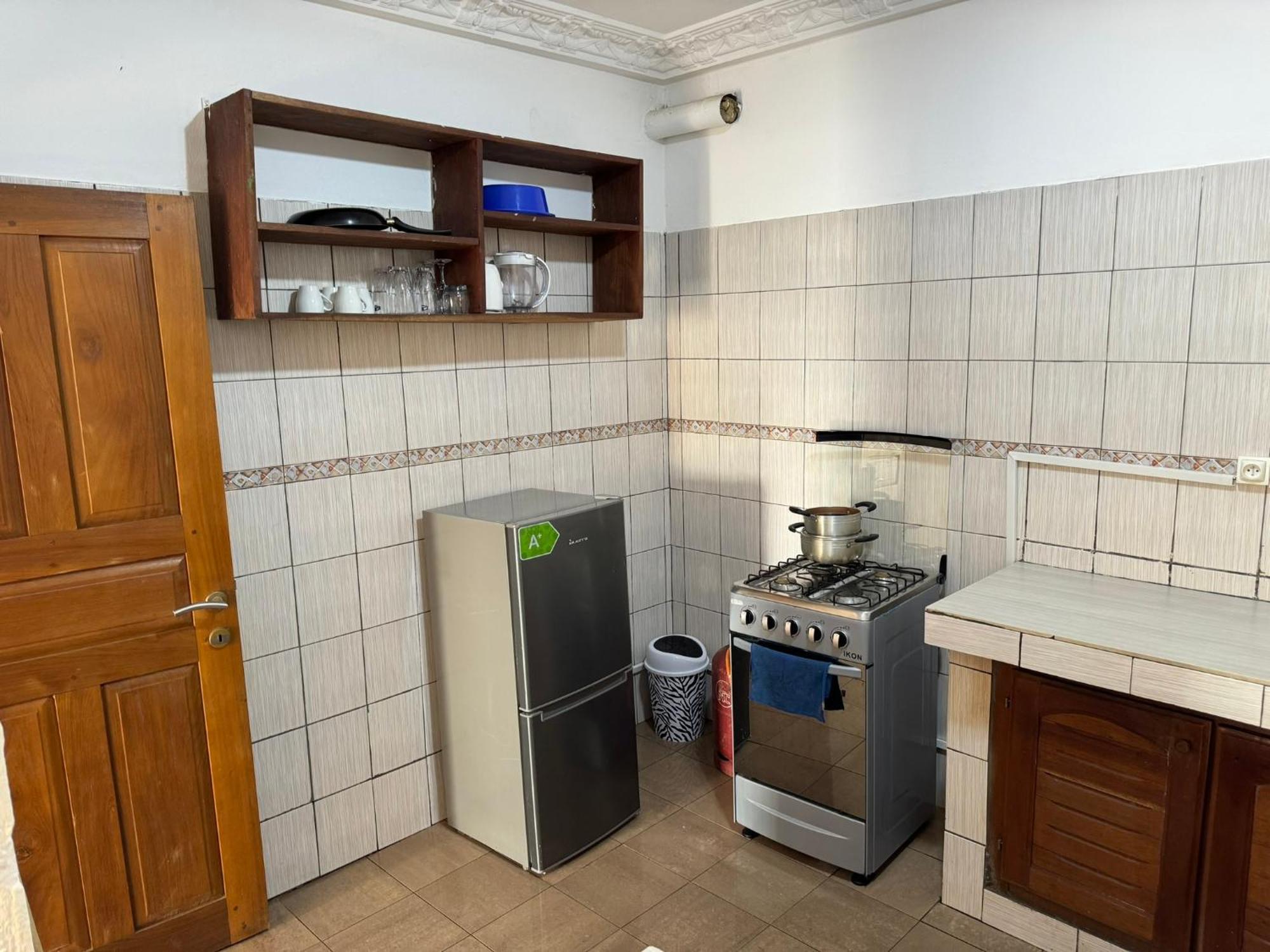 Appartements Modernes, Wifi, Tv - Yaounde, Omnisports Екстериор снимка