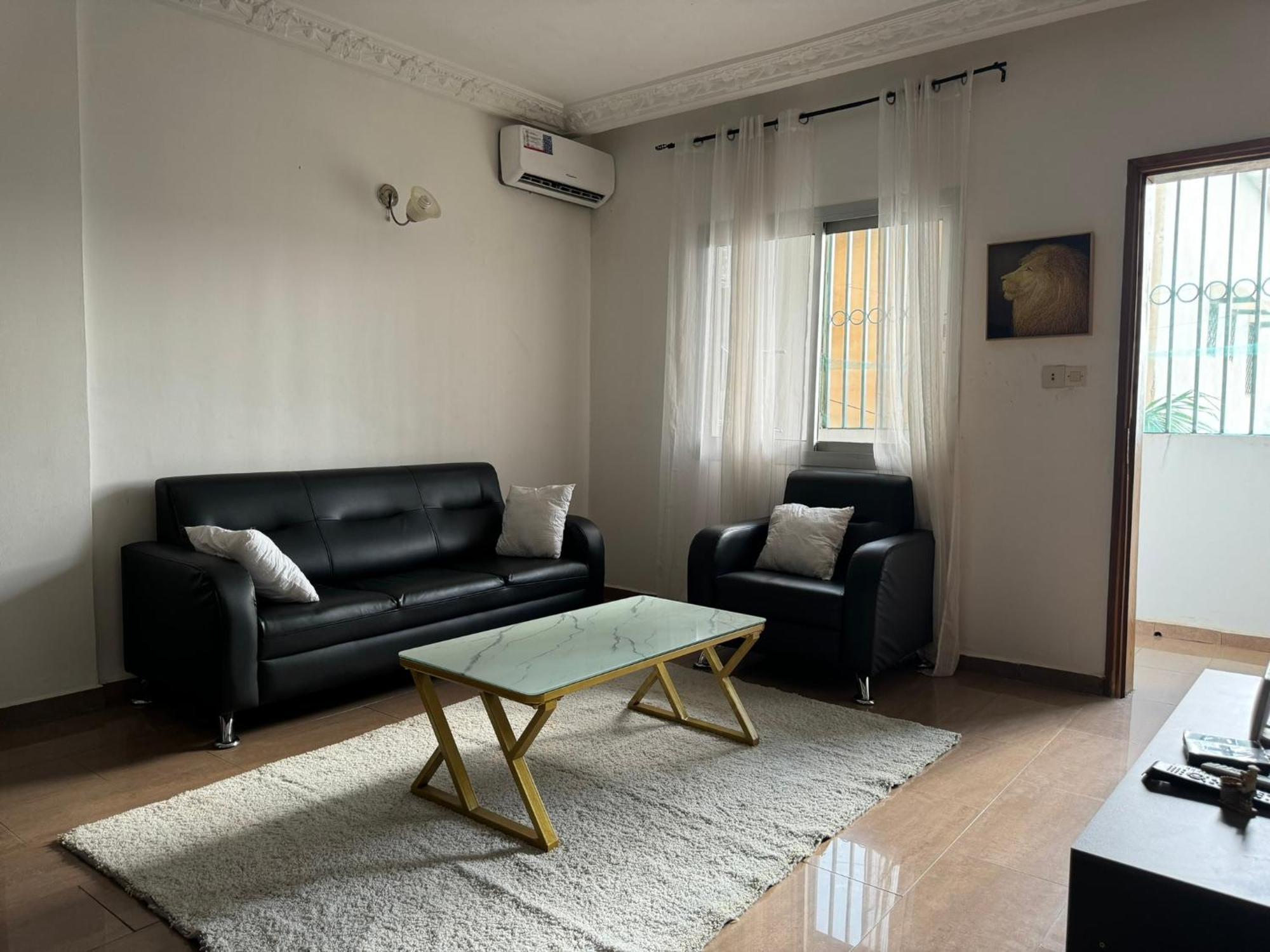 Appartements Modernes, Wifi, Tv - Yaounde, Omnisports Екстериор снимка